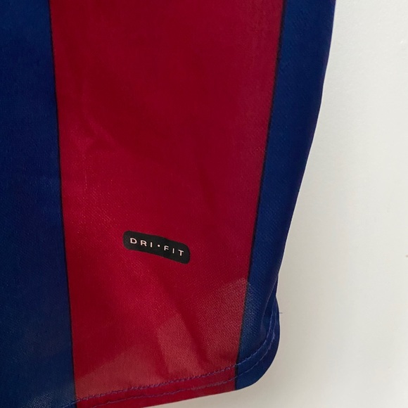 FC BARCELONA RIVALDO JERSEY VERY GOOD CONDITON - Picture 6 of 11